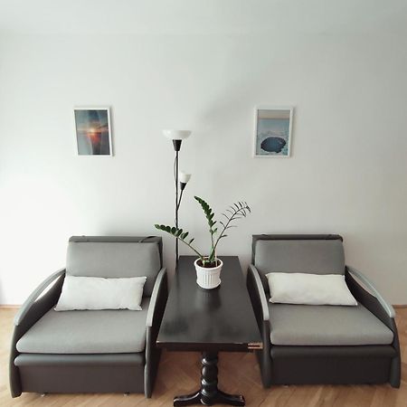 Old House - Przymorze - 2,5 Km Do Plazy I Morza Apartment Gdansk Ngoại thất bức ảnh